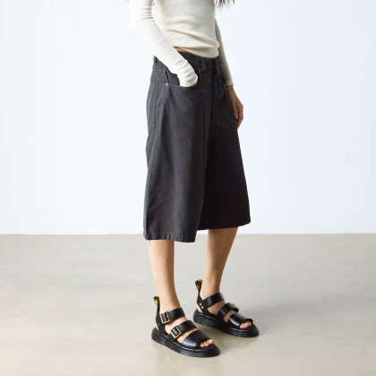 Dr. Martens Gryphon Black Atlas