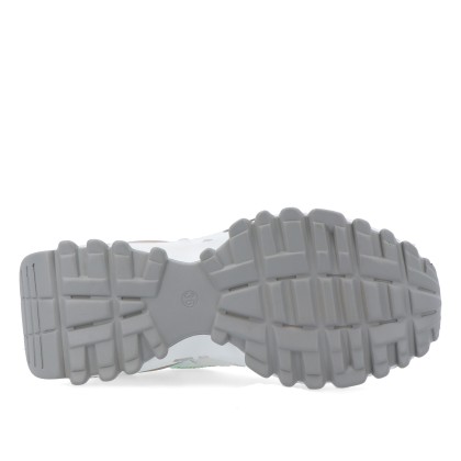 Exé D190608-17 Pu All White Exé D190608-17 Pu All White