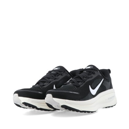 Nike W Vomero 18 Black/summit White-coconut Milk