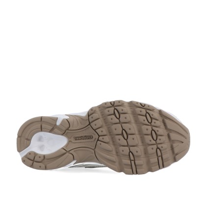 New Balance 740 Bungee Lace Timberwolf