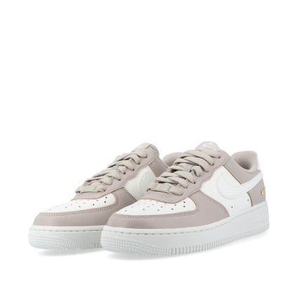 Nike W Air Force 1 07 Cream Ii/sail-metallic Gold Nike W Air Force 1 07 Cream Ii/sail-metallic Gold