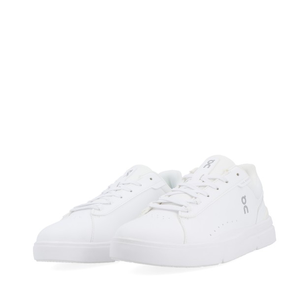 On Running The Roger Advantage White / White