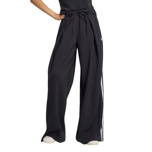 adidas Originals Adiluna S2 X Jennie Cal�a Pleated Black