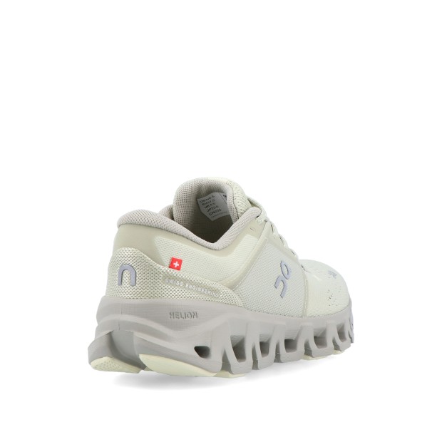 On Running Cloud X 5 W Chalk / Brume