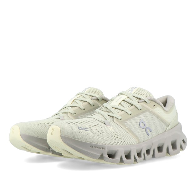 On Running Cloud X 5 W Chalk / Brume