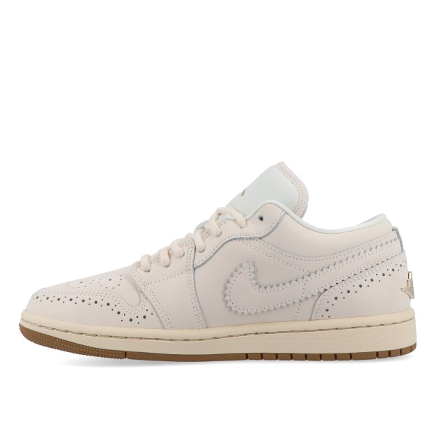 Jordan Air 1 Low Se Chalk/chalk-metallic Gold-pearl White
