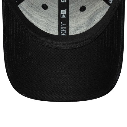New Era Distressed Cord 9forty Red Bull F1 Black New Era Distressed Cord 9forty Red Bull F1 Black