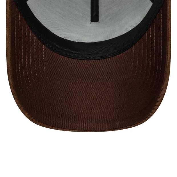 New Era Distressed Cord Trucker Red Bull F1 Chestnut