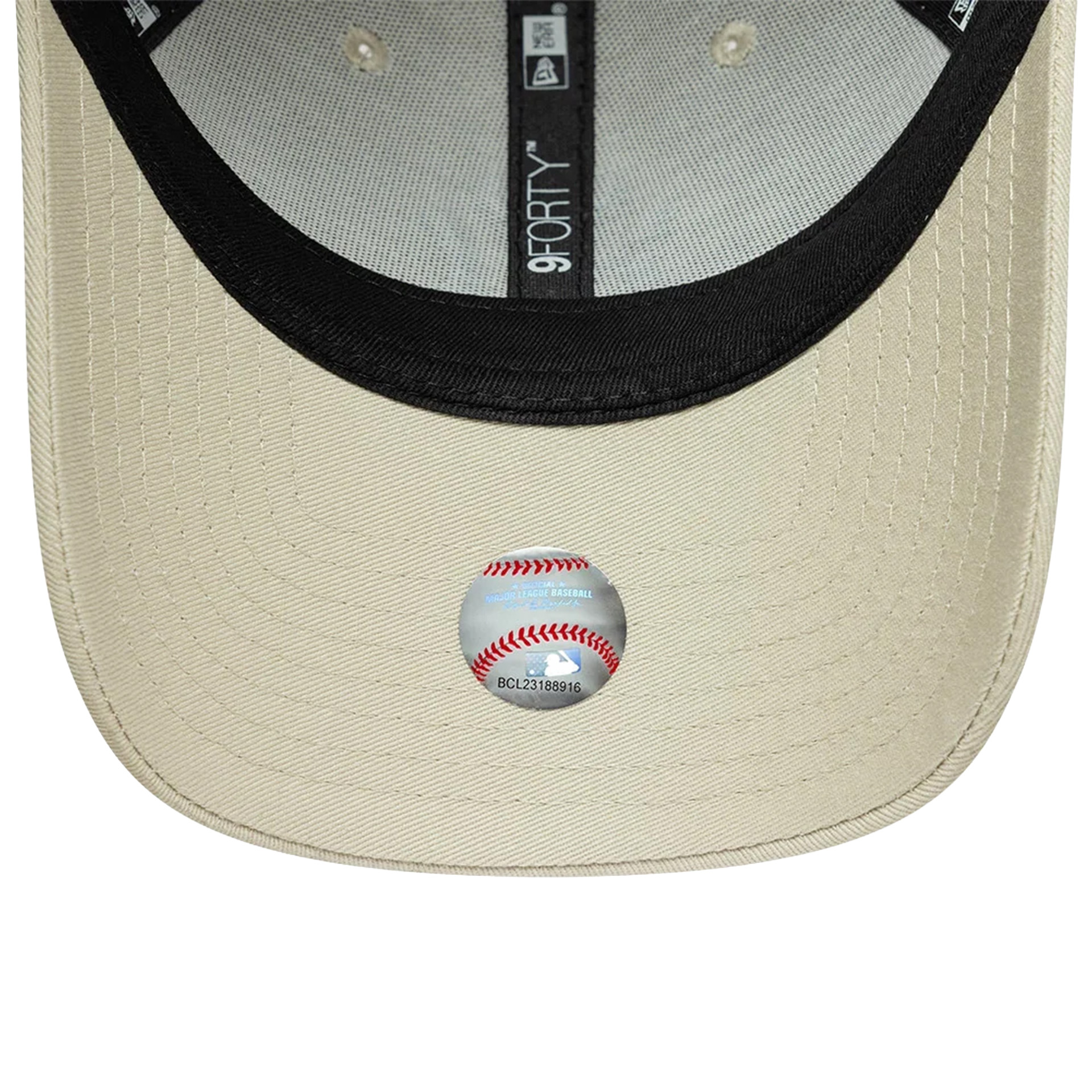 New Era League Essential 9forty New York Yankees Stone