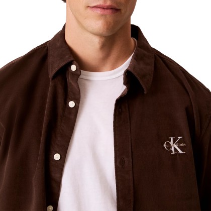 Calvin Klein Camisa Corduroy Easy Brown Cork Calvin Klein Camisa Corduroy Easy Brown Cork