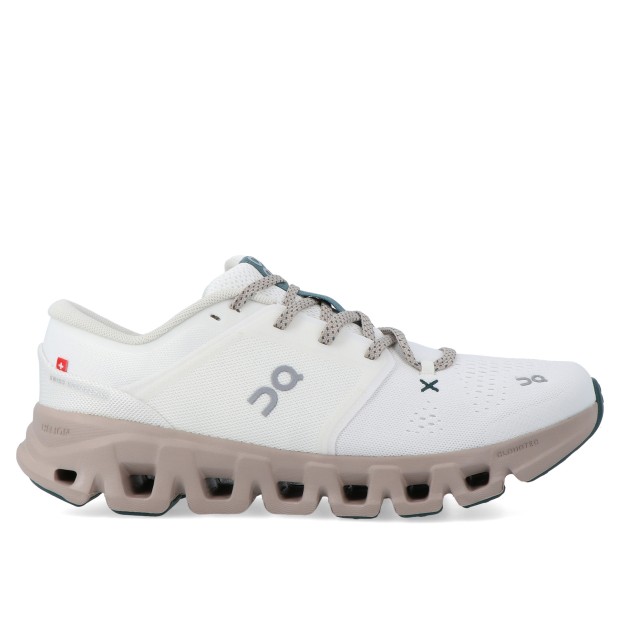 On Running Cloud X 5 Ivory / Desert