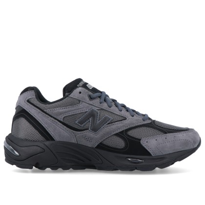 New Balance 880r Magnet