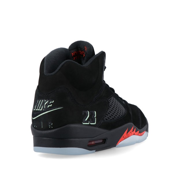 Jordan Air 5 Retro Black/black-picante Red-glow N The Dark