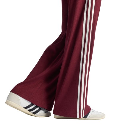 adidas Originals Cal�a Knitted Shadow Red