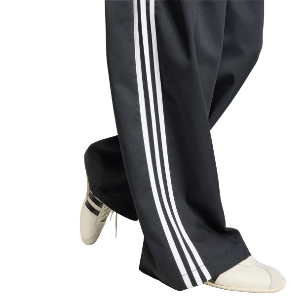 adidas Originals Cal�a Tailored Black / White